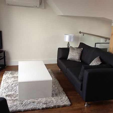 Max Serviced Apartments Commercial Road London Bagian luar foto